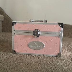 American Girl Bitty Baby chest (2005)